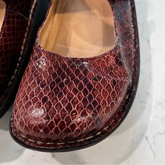 ALEGRIA Textured Patent Slip-On Mary Jane Snake Print Leather / EU 37 / US 7-7.5 - Picture 11 of 16